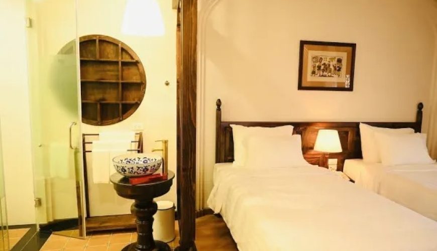 cozy hotel room hanoi